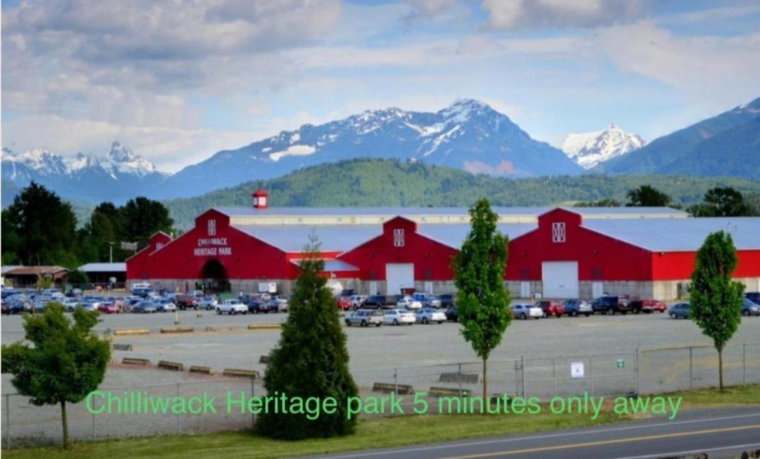 Private 2 Bedrooms Suite Near Hwy 1, Cultus Lake, Heritage Park, Fishing, Coliseum Chilliwack Bilik gambar