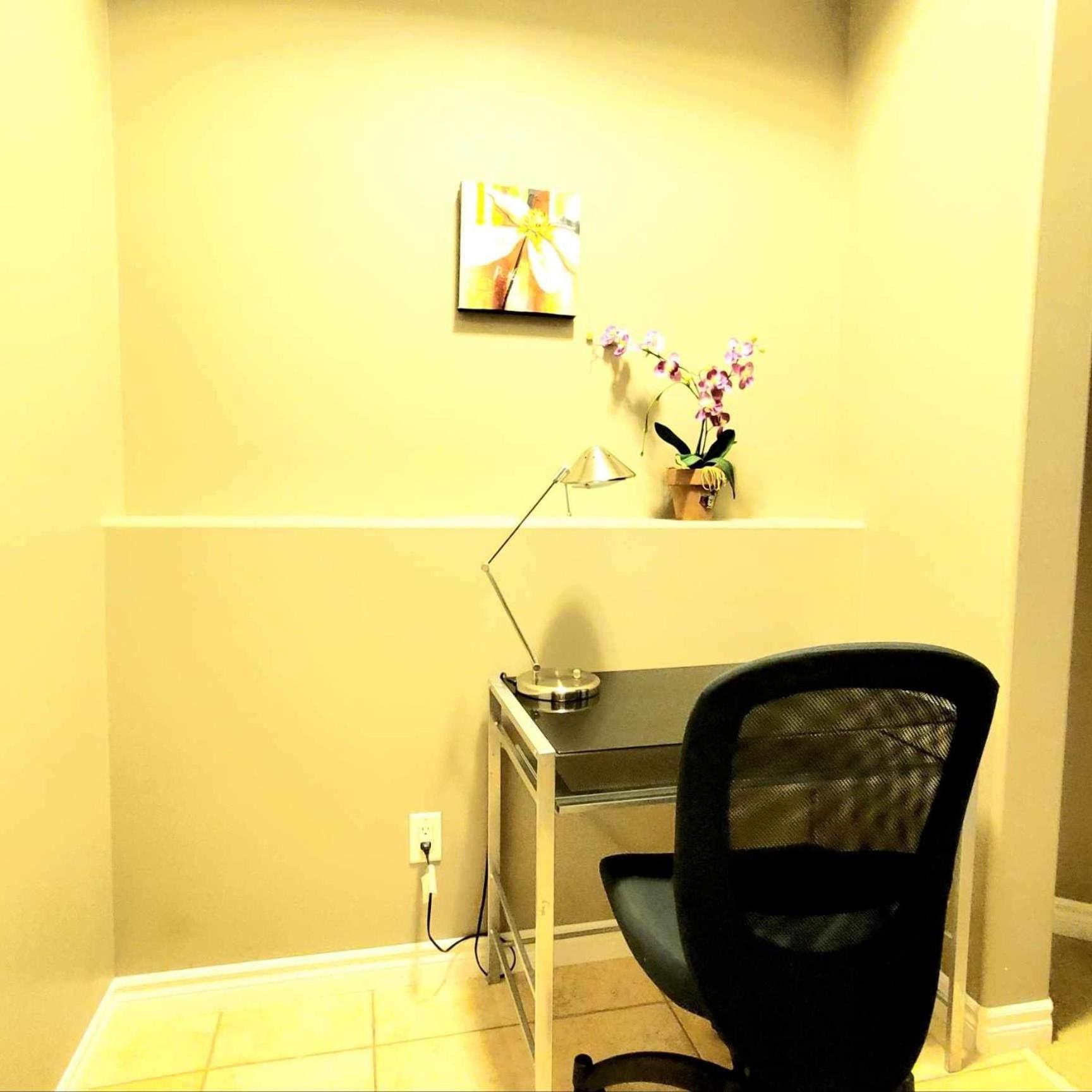 Private 2 Bedrooms Suite Near Hwy 1, Cultus Lake, Heritage Park, Fishing, Coliseum Chilliwack Luaran gambar